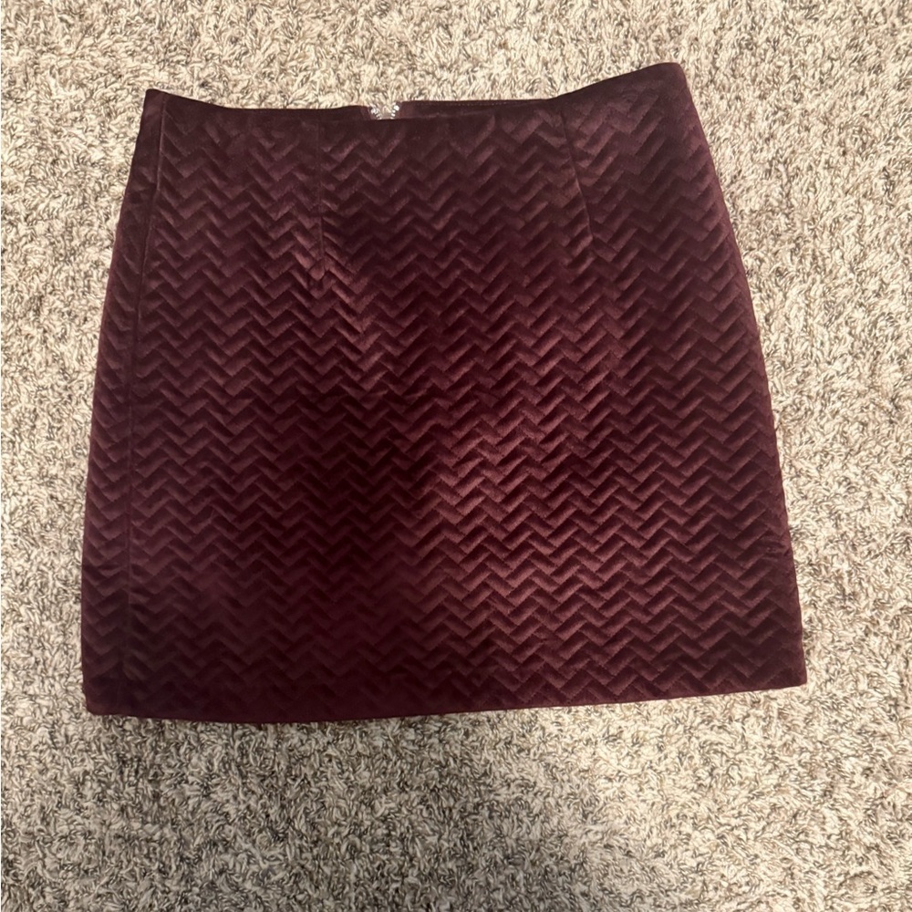 Black Tape Burgundy Textured Pencil Skirt